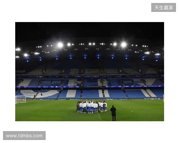 马卡：皇马将穿深色球衣对阵曼城，约1200位皇马球迷随队远征